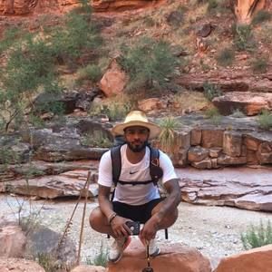 Meet your Posher, Christian